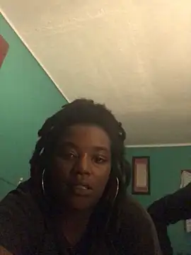 Keishiecakes online show from March 22, 2026, 5:33 am