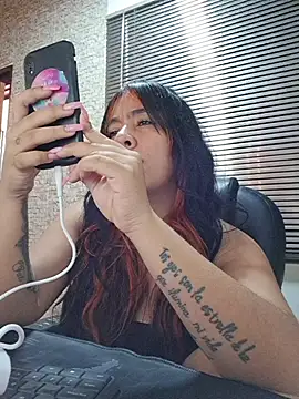 Snapshot of oran_black chatting on March 1, 2026, 8:55 pm oran black online show from March 1, 2026, 8:55 pm