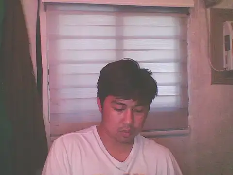 mattyxXxthirdy online show from April 4, 2026, 4:00 am