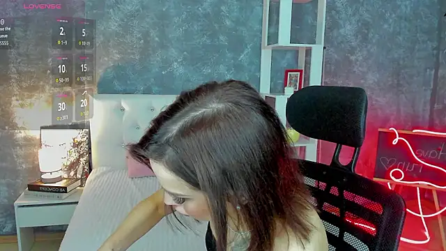 tina xx tina online show from March 18, 2026, 1:42 am