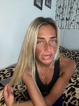 ScarlettGold  online show from March 16, 2026, 10:41 am