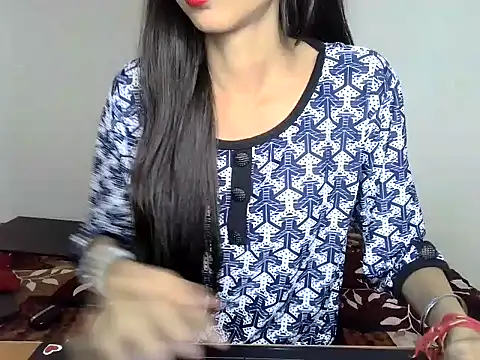 SIKSHA SINGH online show from April 15, 2026, 3:30 pm