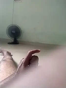 Snapshot of Abikannan96 chatting on April 5, 2026, 1:47 am Abikannan96 online show from April 5, 2026, 1:47 am