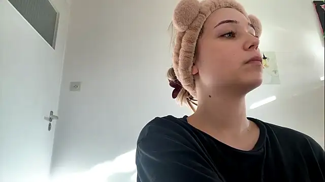 SourMidday online show from March 17, 2026, 3:37 pm