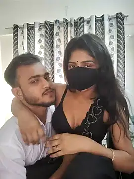 Snapshot of crazy_bebs chatting on April 1, 2026, 10:27 am crazy bebs online show from April 1, 2026, 10:27 am