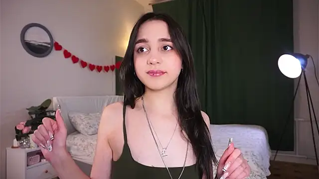 Snapshot of ThiCostin chatting on March 6, 2026, 4:14 pm ThiCostin online show from March 6, 2026, 4:14 pm