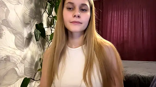 Snapshot of Nikamina chatting on February 25, 2026, 12:04 pm Nikamina online show from February 25, 2026, 12:04 pm