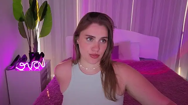 Snapshot of Milana_Monroe chatting on June 30, 2026, 5:03 pm Milana Monroe online show from June 30, 2026, 5:03 pm