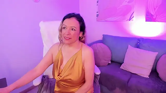 Snapshot of Ivonne_4 chatting on March 29, 2026, 1:11 pm Ivonne 4 online show from March 29, 2026, 1:11 pm