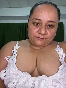 Snapshot of Melanny69x chatting on March 2, 2026, 3:20 am Melanny69x online show from March 2, 2026, 3:20 am