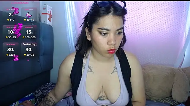 hairylatiingoddess online show from February 25, 2026, 9:02 pm