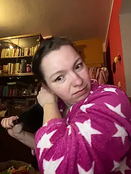 sonule99 online show from March 16, 2026, 4:07 am