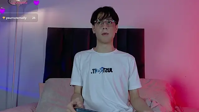 lui x dust online show from May 8, 2026, 3:34 am