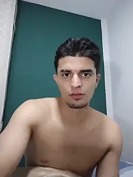 SebastianSkyler online show from April 13, 2026, 10:54 am