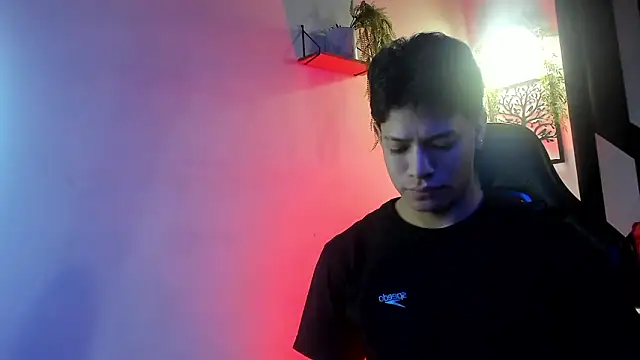 Snapshot of TonyPetrovjs chatting on April 2, 2026, 6:11 am TonyPetrovjs online show from April 2, 2026, 6:11 am