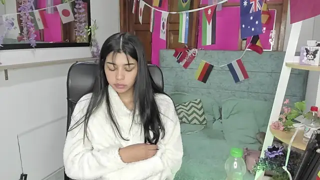 Aysha winxs online show from July 7, 2026, 6:47 am