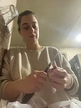 Snapshot of _AnChous_ chatting on April 7, 2026, 3:23 pm AnChous online show from April 7, 2026, 3:23 pm