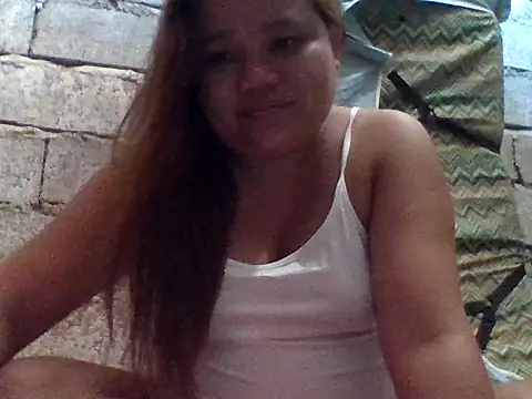 sweetlyn31 online show from June 16, 2026, 10:34 pm