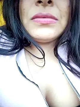 Crazy grone online show from June 9, 2026, 10:43 pm