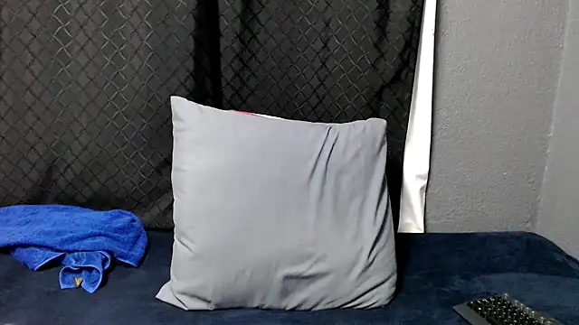 Snapshot of CrazeAss chatting on March 26, 2026, 6:13 pm CrazeAss online show from March 26, 2026, 6:13 pm