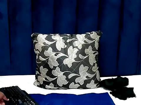 Snapshot of CrazeAss chatting on March 29, 2026, 6:08 pm CrazeAss online show from March 29, 2026, 6:08 pm