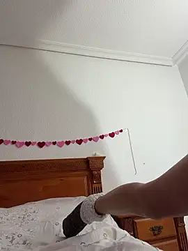 Snapshot of CrystalIvy chatting on February 24, 2026, 5:38 am CrystalIvy online show from February 24, 2026, 5:38 am