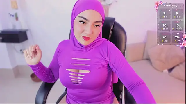 Malika Noor online show from March 3, 2026, 2:56 pm