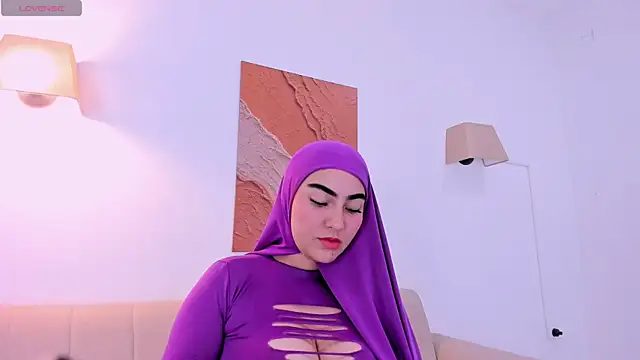Malika Noor online show from July 11, 2026, 2:42 pm