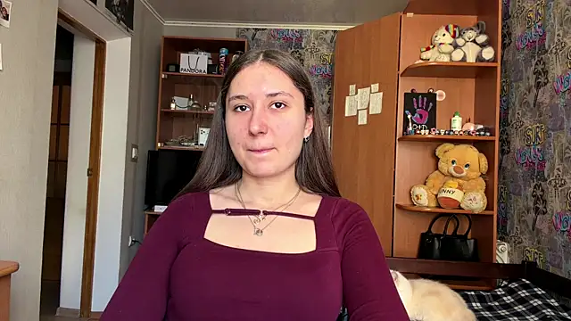 poly princess online show from April 2, 2026, 11:08 am