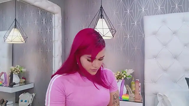 CherryTayloor online show from April 25, 2026, 3:09 am