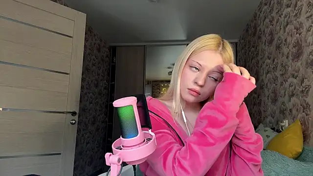 JeneeBIanks online show from February 20, 2026, 11:11 am