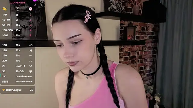 Six Seven7 online show from April 12, 2026, 12:10 pm