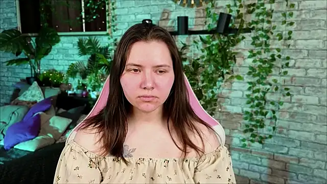 Penny  Love online show from March 8, 2026, 1:37 pm