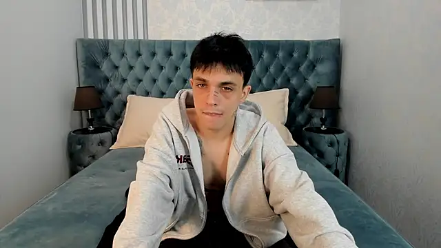 ClarkBev online show from April 17, 2026, 9:45 am