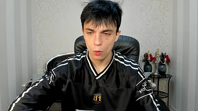 ClarkBev online show from May 20, 2026, 6:52 am