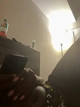 makeherfeelg online show from February 23, 2026, 6:00 am