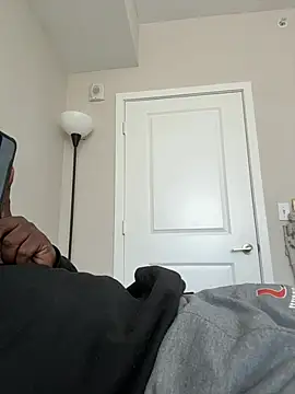 makeherfeelg online show from February 24, 2026, 6:39 pm