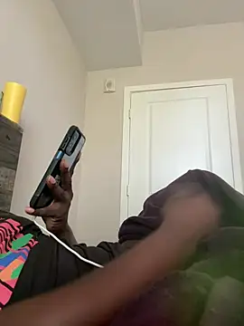 makeherfeelg online show from March 24, 2026, 1:27 pm