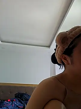 Halyken online show from February 22, 2026, 4:46 am