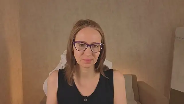 Elizabeth Andersonn online show from April 10, 2026, 1:11 am