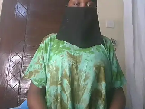 Snapshot of sweetchocolatey-puss chatting on February 21, 2026, 7:04 pm sweetchocolatey-puss online show from February 21, 2026, 7:04 pm