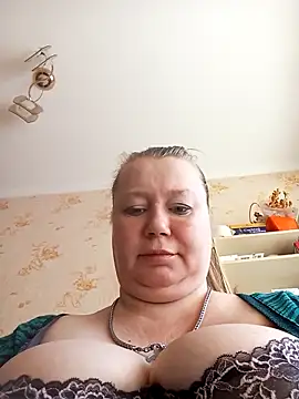 Snapshot of KiraStanton chatting on May 3, 2026, 11:49 am KiraStanton online show from May 3, 2026, 11:49 am