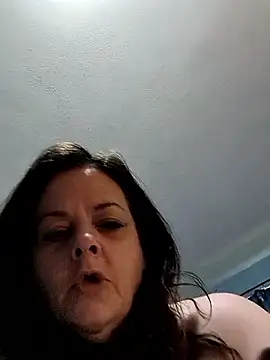 sexyhotcheryl online show from April 18, 2026, 12:42 pm