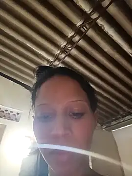 Jadelinmeztiza online show from February 20, 2026, 5:02 pm