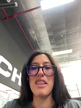 susi chimm online show from March 5, 2026, 2:02 pm