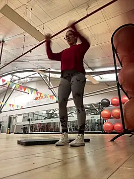 susi chimm online show from April 13, 2026, 1:05 pm