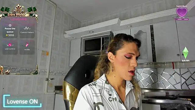 CrisOzzz online show from July 15, 2026, 5:29 pm