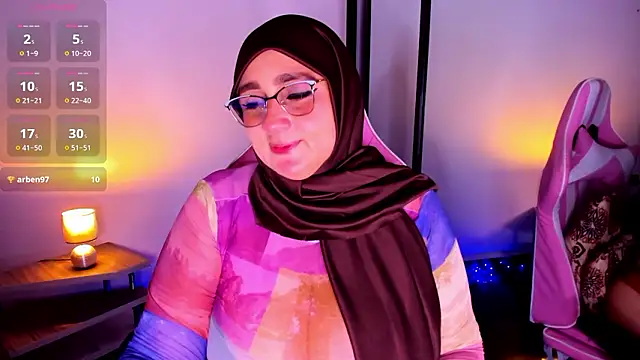 HijabiMilff online show from March 26, 2026, 2:44 pm
