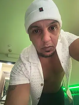 Luyandowt online show from February 26, 2026, 9:14 pm