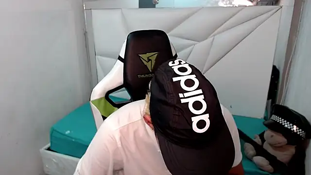 Street poemm  online show from March 1, 2026, 4:25 am